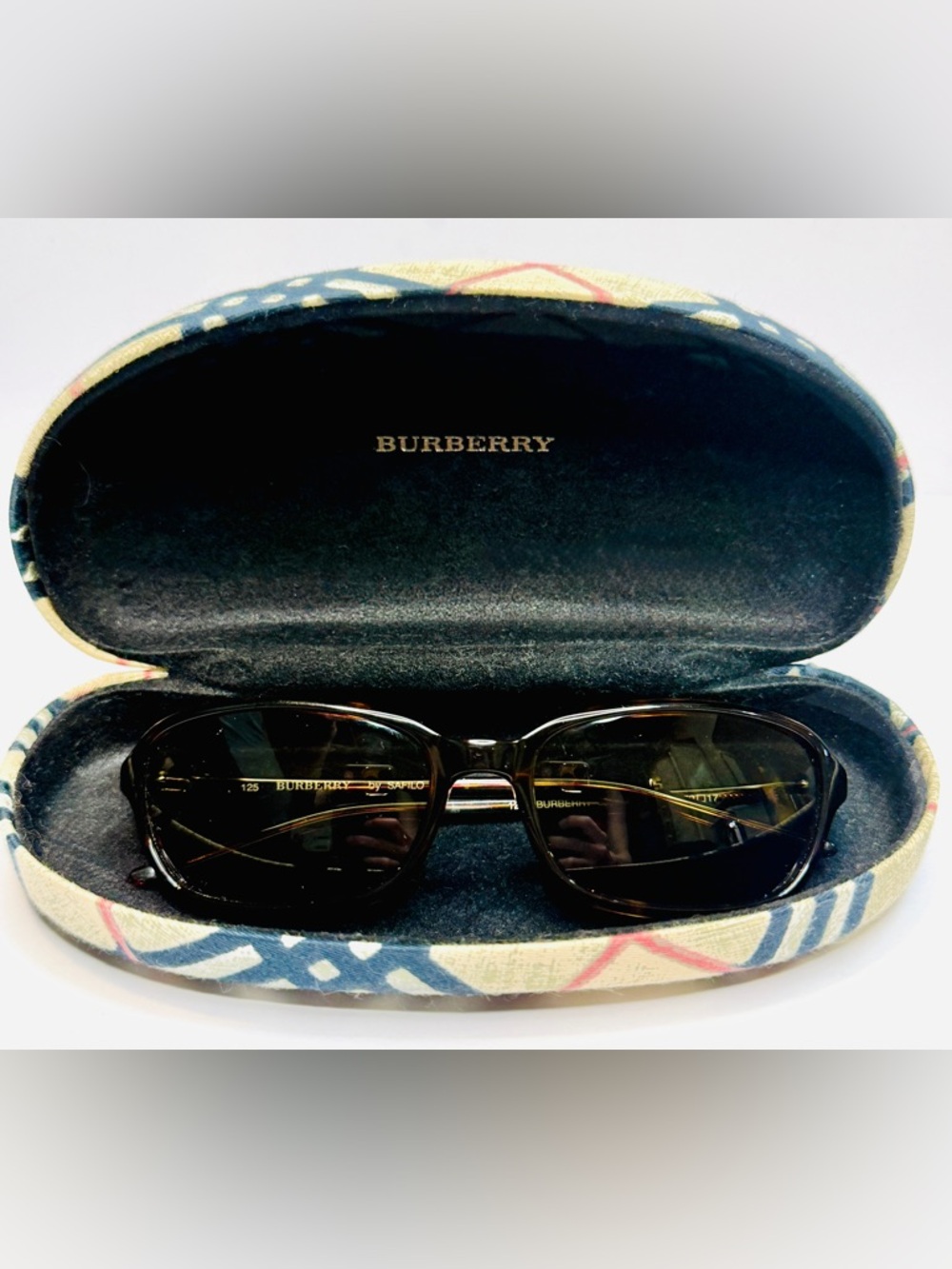 Burberry B8356/S Tortoiseshell Sunglasses Italy w/ Case